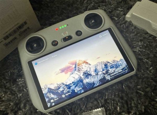 DJI Mini 3 Pro Tanpa pilot